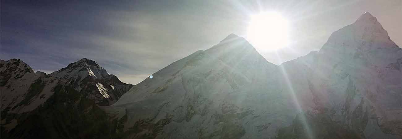 Island Peak (Imja Tse) Besteigung mit Everest Base Camp Trek